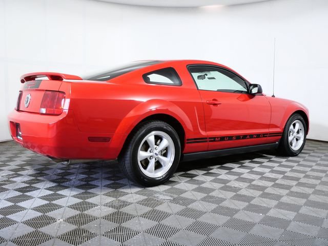 Used 2005 Ford Mustang Coupe RWD image 6