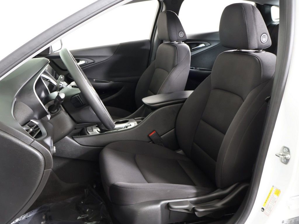 Used 2025 Chevrolet Malibu LS FWD image 29