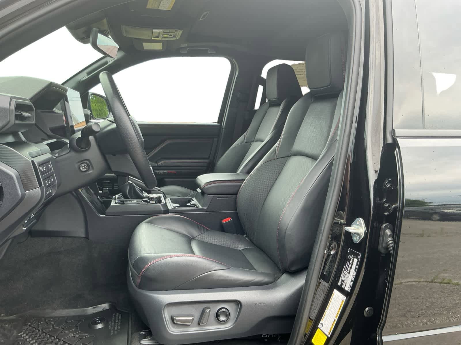 Used 2025 Toyota 4Runner TRD Pro AWD/4WD image 9