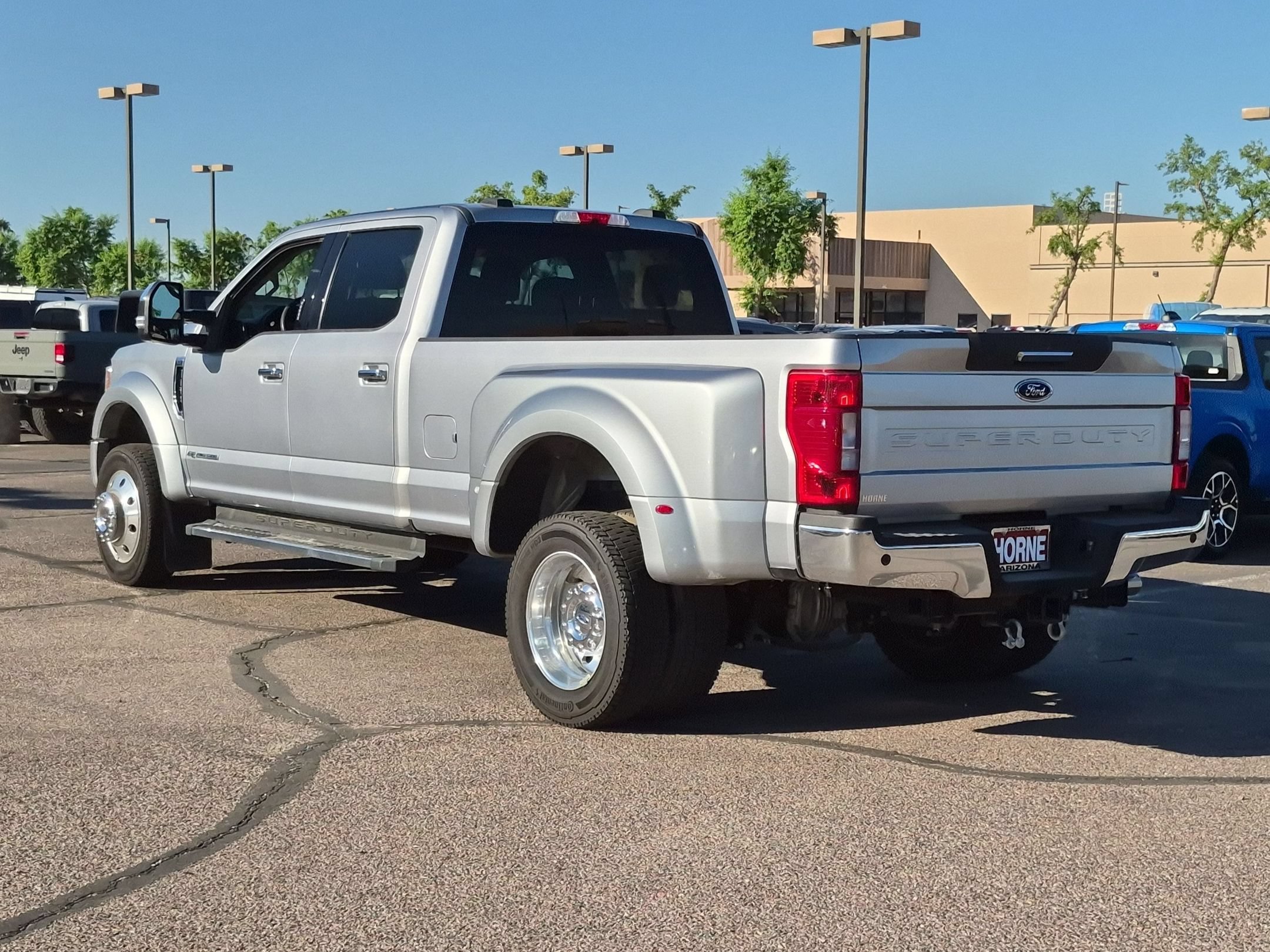 Certified 2022 Ford F450 XLT w/ XLT Premium Package RWD image 8
