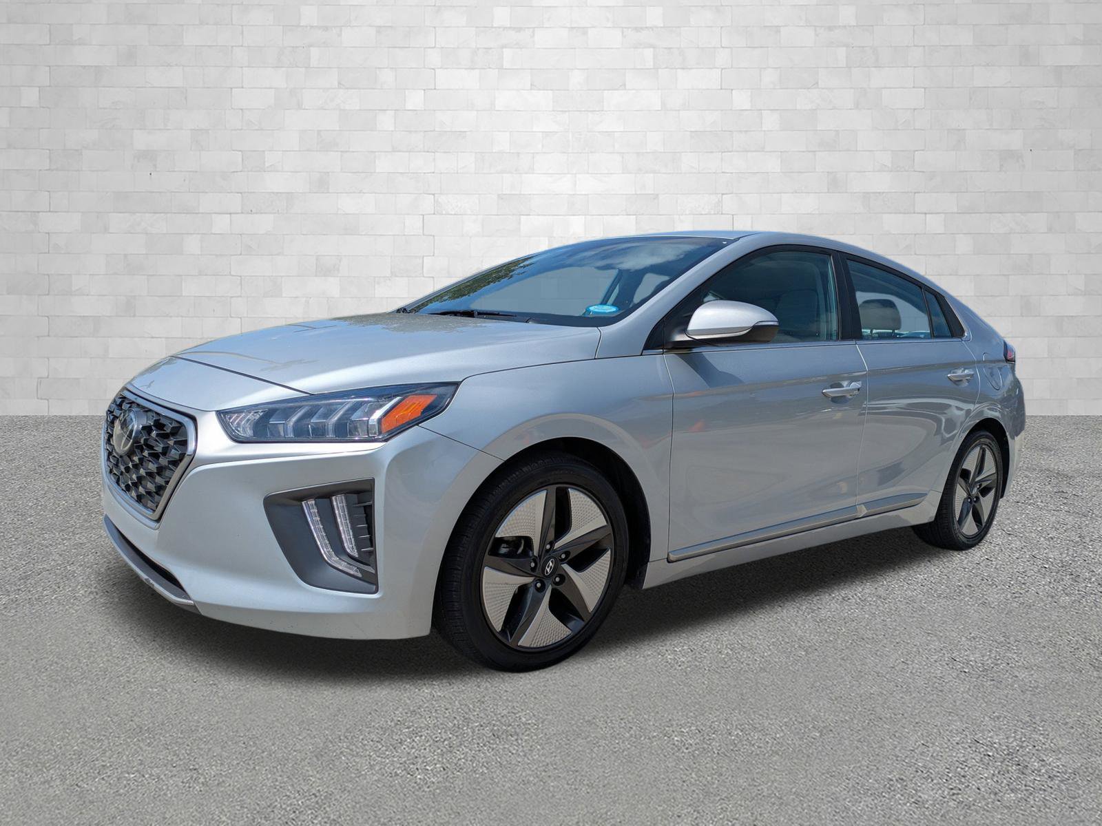 Used 2021 Hyundai Ioniq SEL image 5