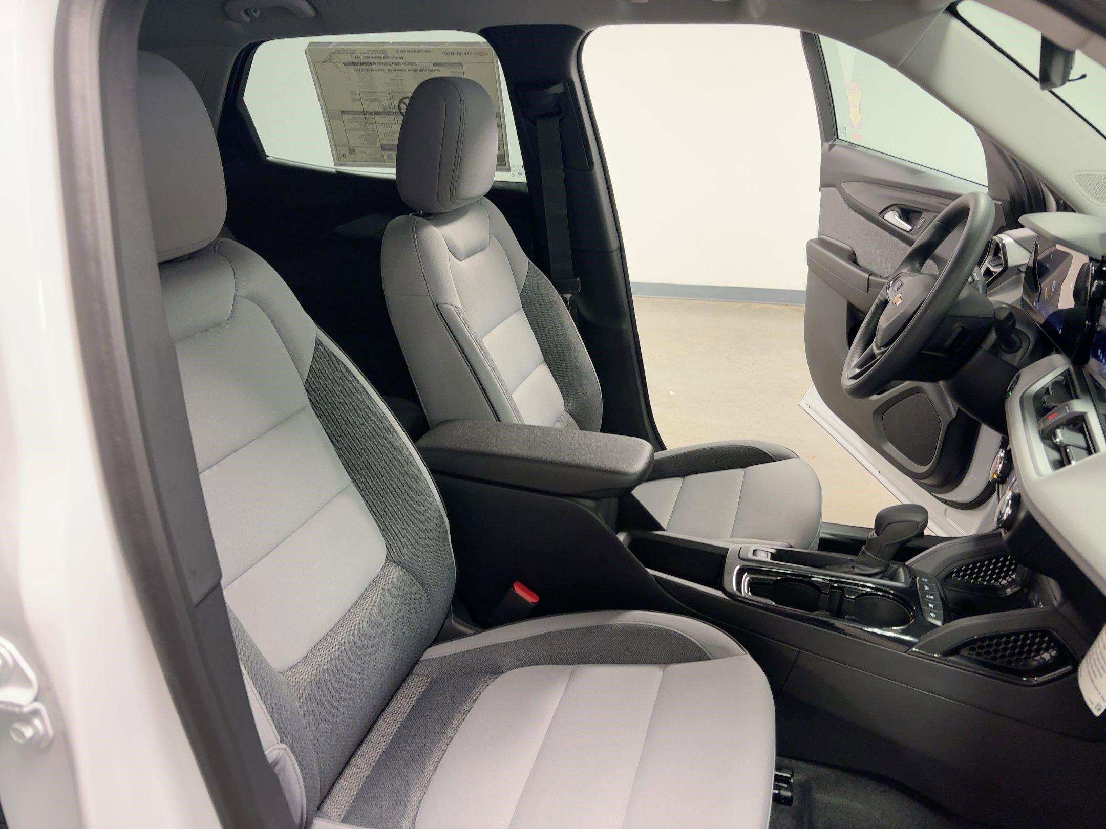 New 2026 Chevrolet TrailBlazer LS w/ LS Convenience Package image 31