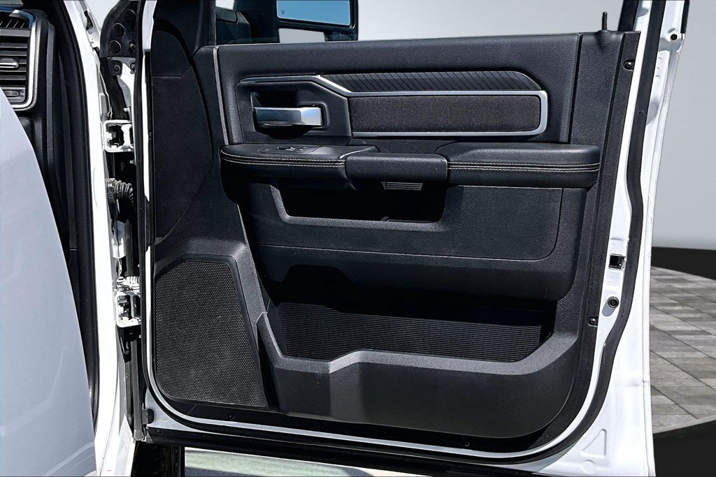 Certified 2026 RAM 2500 Big Horn AWD/4WD image 15