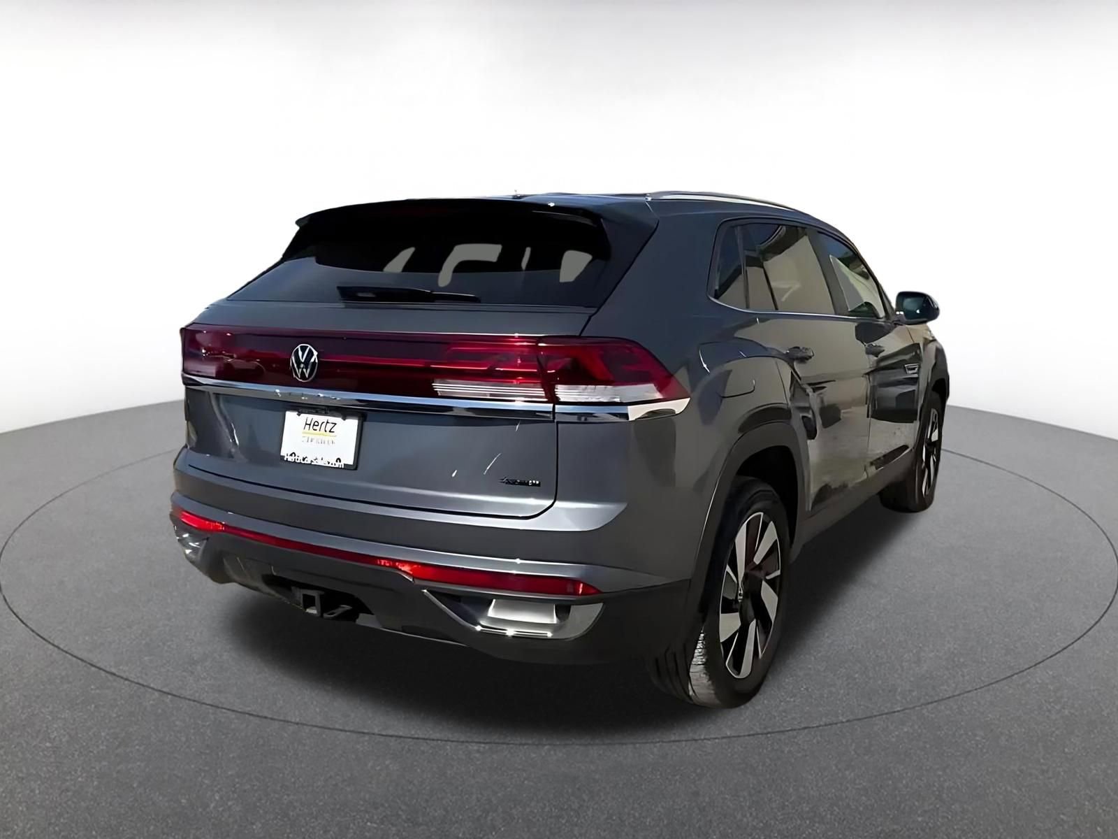 Used 2025 Volkswagen Atlas Cross Sport SE image 14