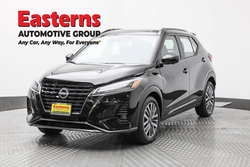 Used 2024 Nissan Kicks SR