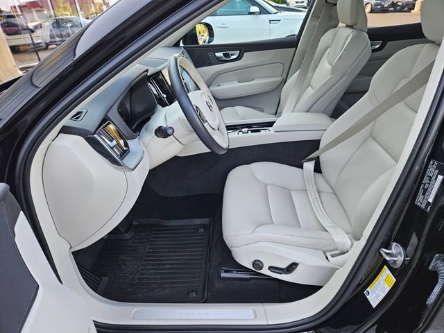 Certified 2025 Volvo XC60 T8 Plus w/ Protection Package Premier AWD/4WD image 17