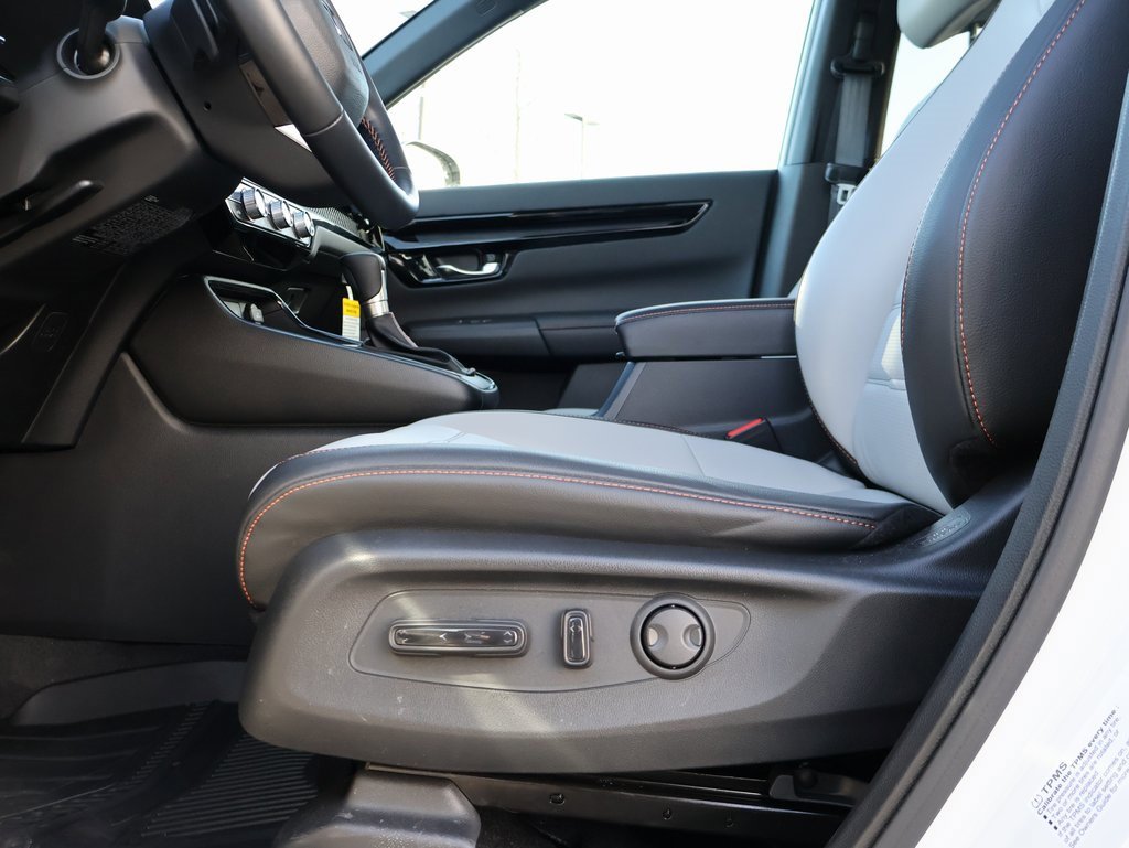 Certified 2026 Honda CR-V Sport Touring image 33