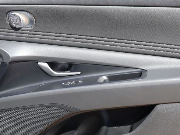 New 2026 Hyundai Elantra Limited image 13