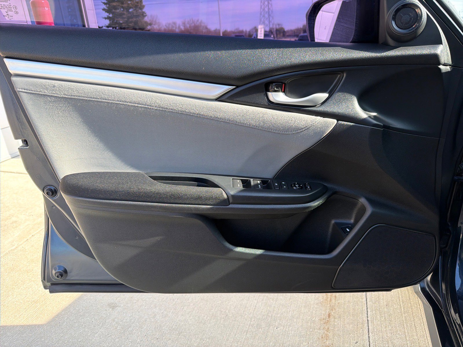 Used 2016 Honda Civic EX-T image 10