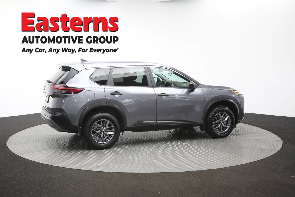 Used 2023 Nissan Rogue S AWD/4WD image 46