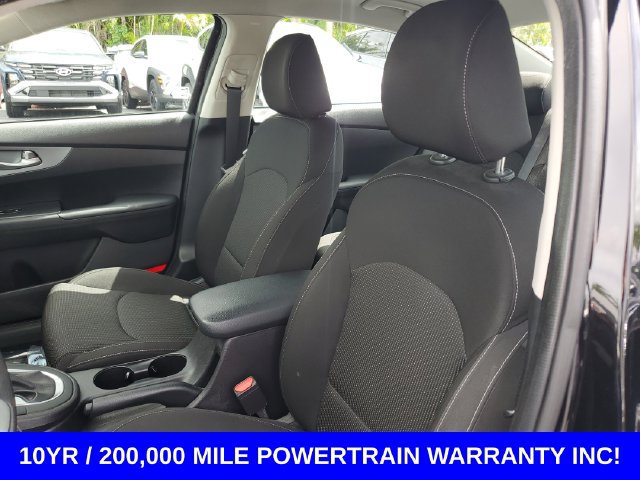 Used 2021 Kia Forte LXS FWD image 10