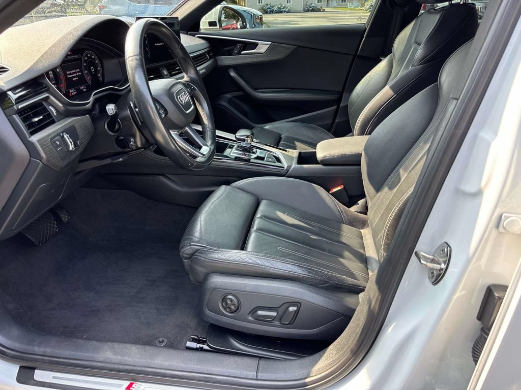 Used 2021 Audi A4 2.0T Premium Plus w/ Premium Plus Package AWD/4WD image 9