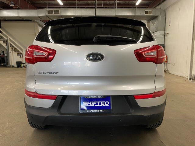 Used 2011 Kia Sportage LX w/ Convenience Pkg FWD image 4