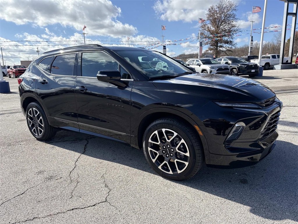 Used 2025 Chevrolet Blazer RS image 8