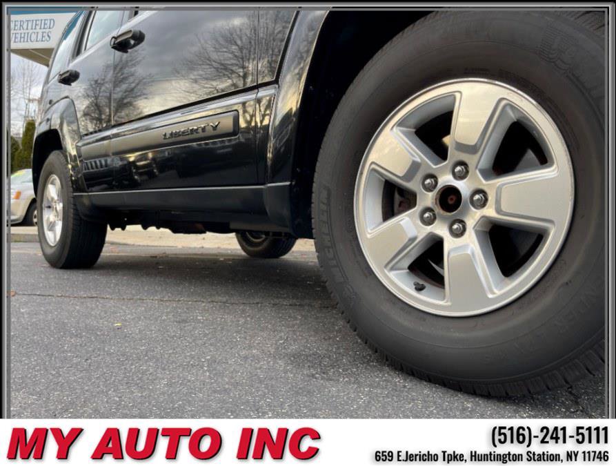 Used 2012 Jeep Liberty Sport image 8
