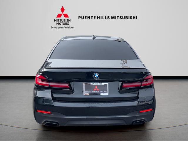 Used 2023 BMW 530e w/ M Sport Package image 5