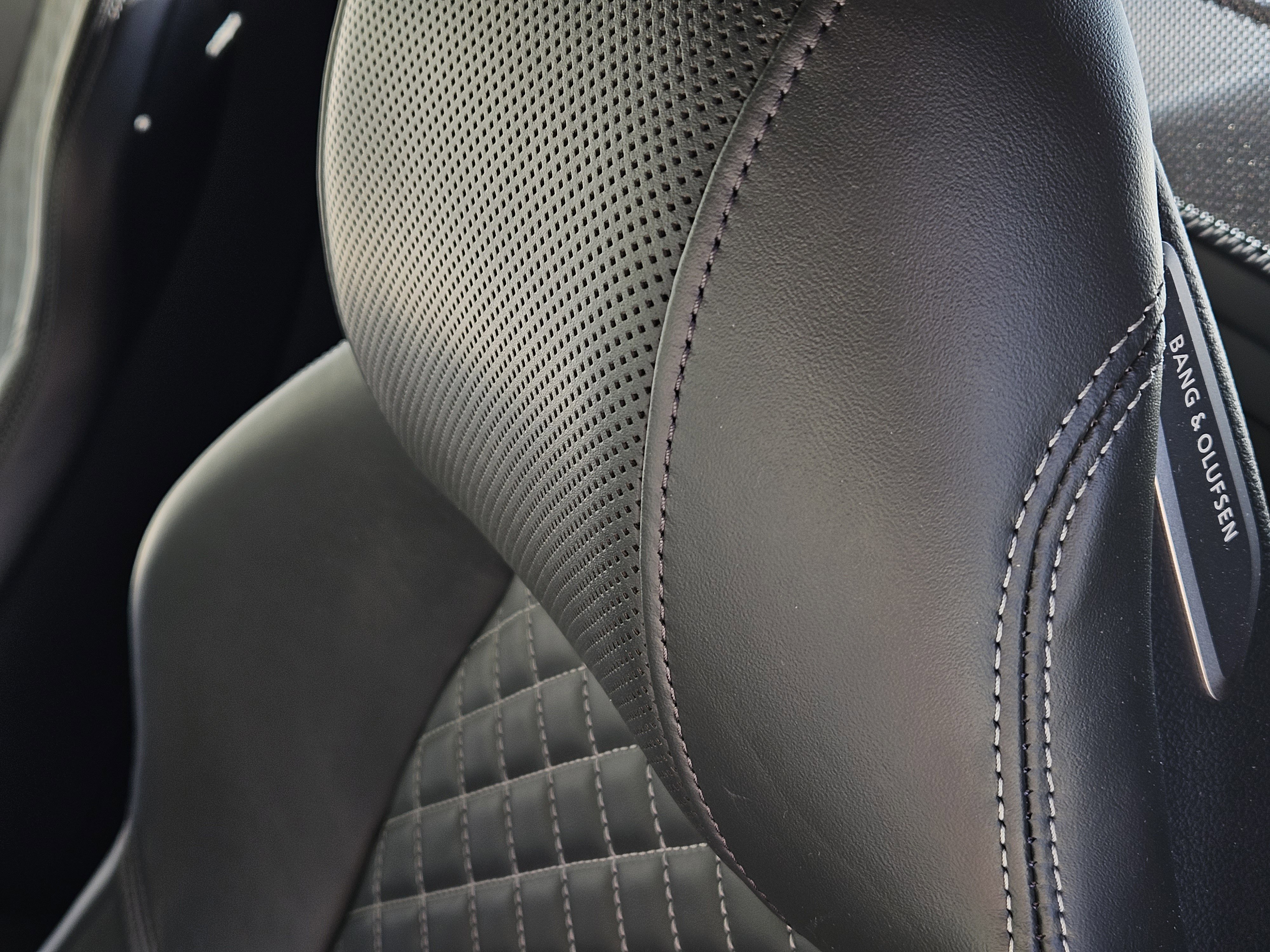 Used 2020 Audi R8 V10 w/ Carbon Exterior Package image 17