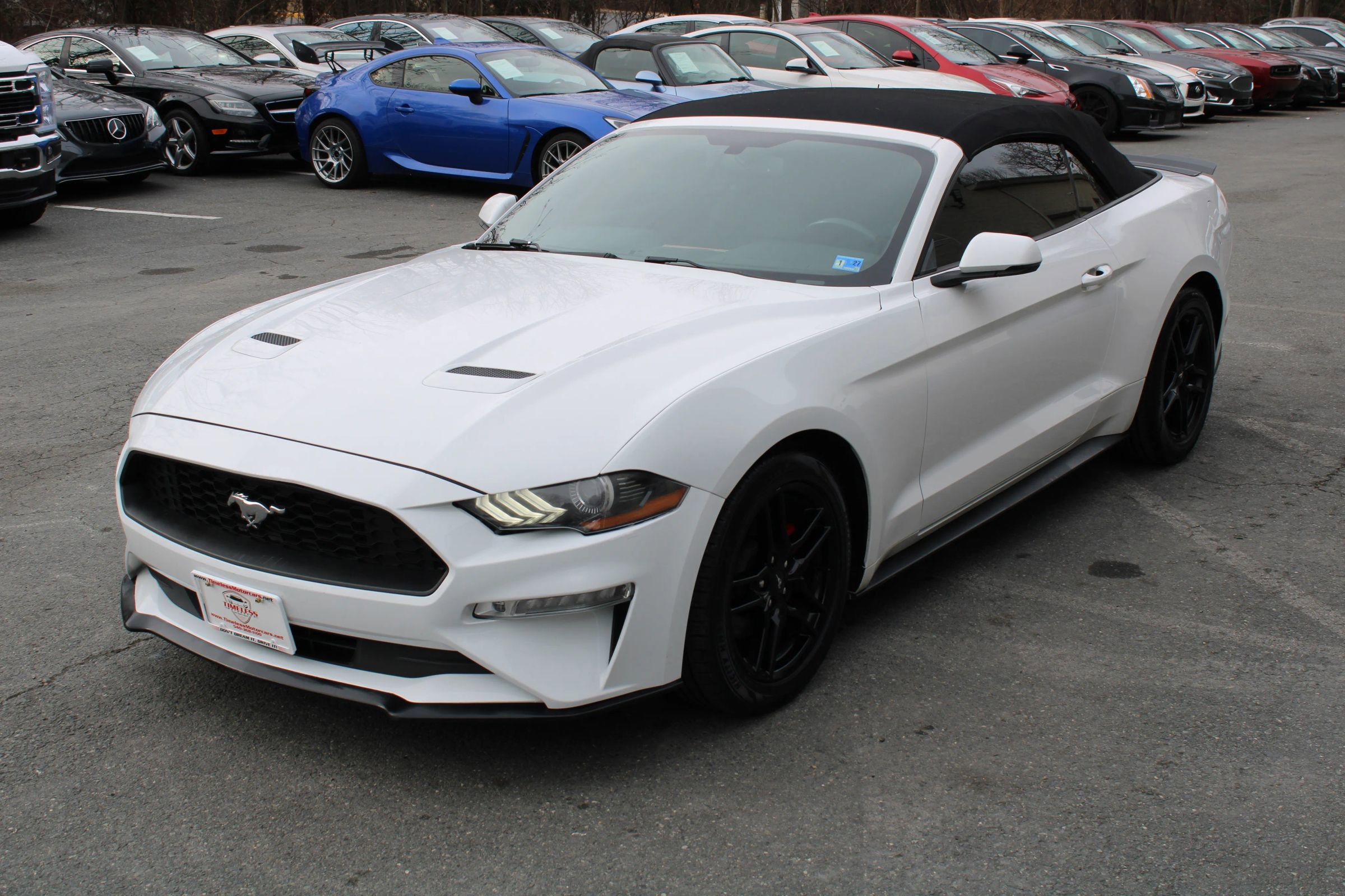 Used 2019 Ford Mustang Premium image 4