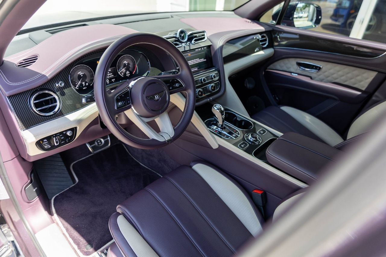 Certified 2023 Bentley Bentayga AWD/4WD image 26
