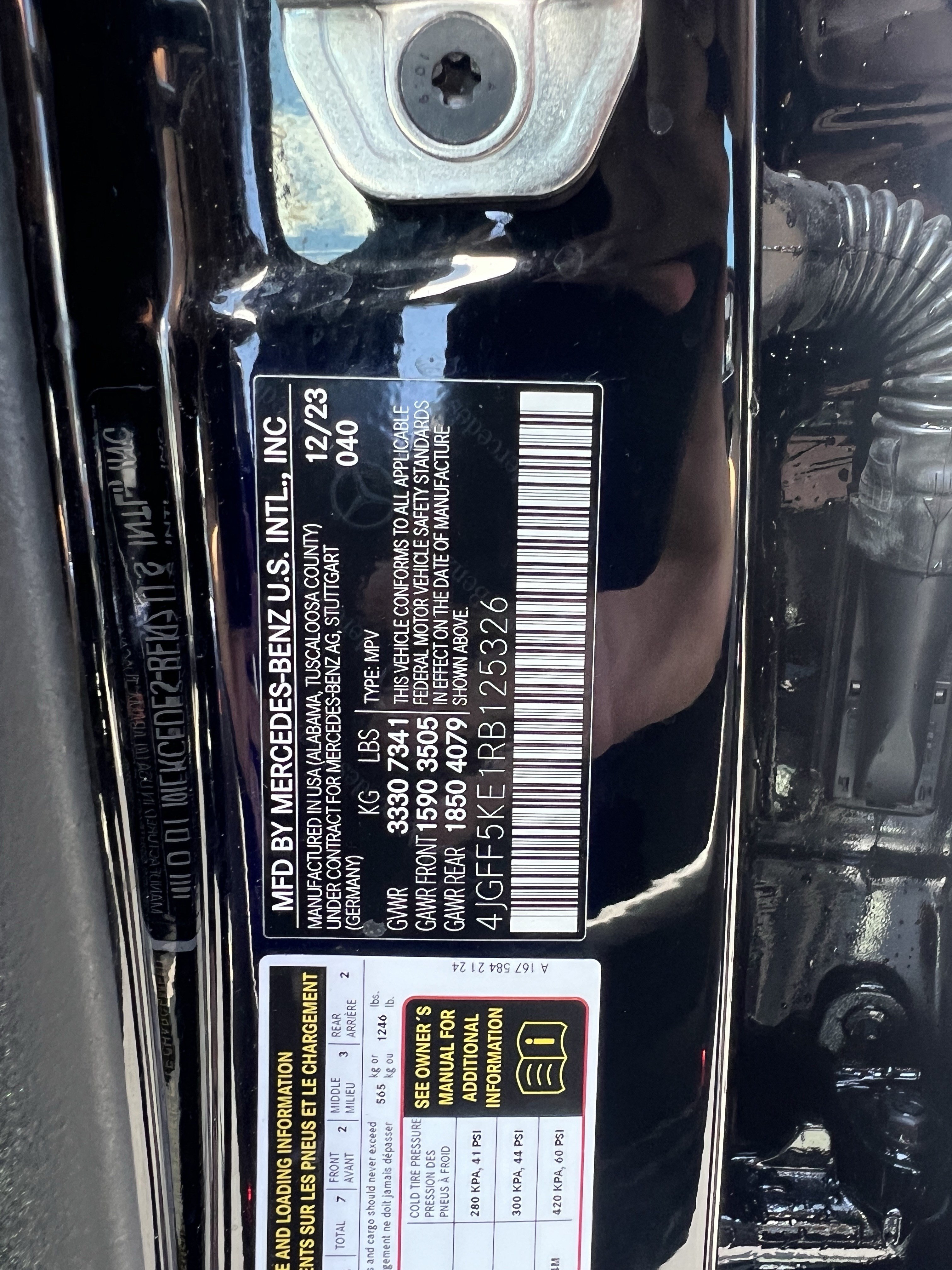 Certified 2024 Mercedes-Benz GLS 450 4MATIC w/ AMG Line Exterior image 37