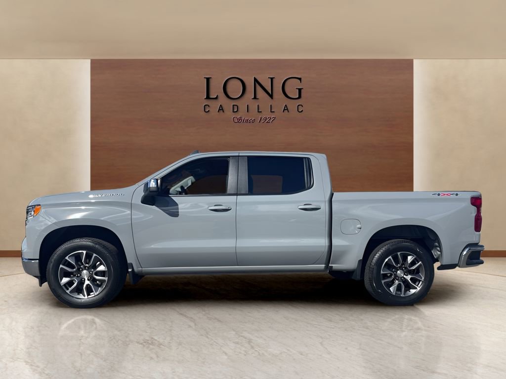 Used 2024 Chevrolet Silverado 1500 LT image 2