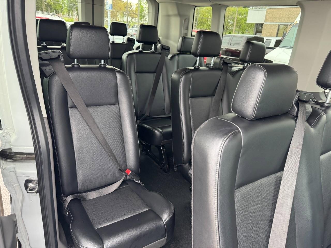 Used 2025 Ford Transit 350 XL image 7