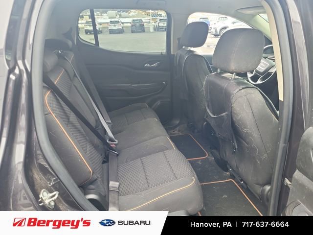 Used 2017 GMC Acadia SLE w/ Driver Alert Package I image 10