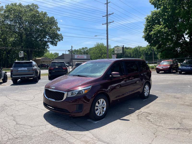 Used 2017 Kia Sedona LX w/ LX Essentials Premium Package