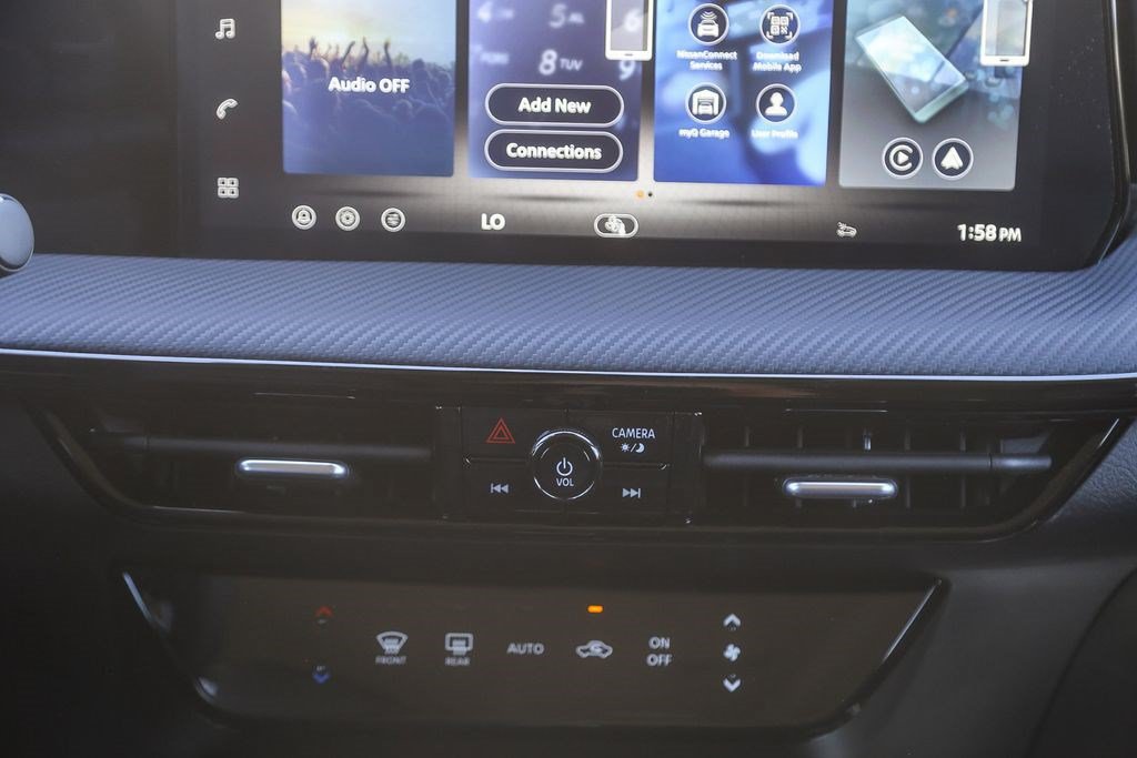 New 2026 Nissan Kicks SR FWD image 14