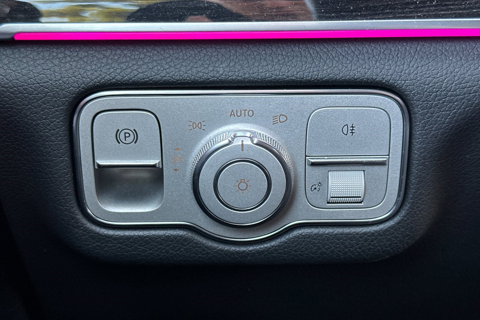 Used 2022 Mercedes-Benz GLS 450 4MATIC image 37