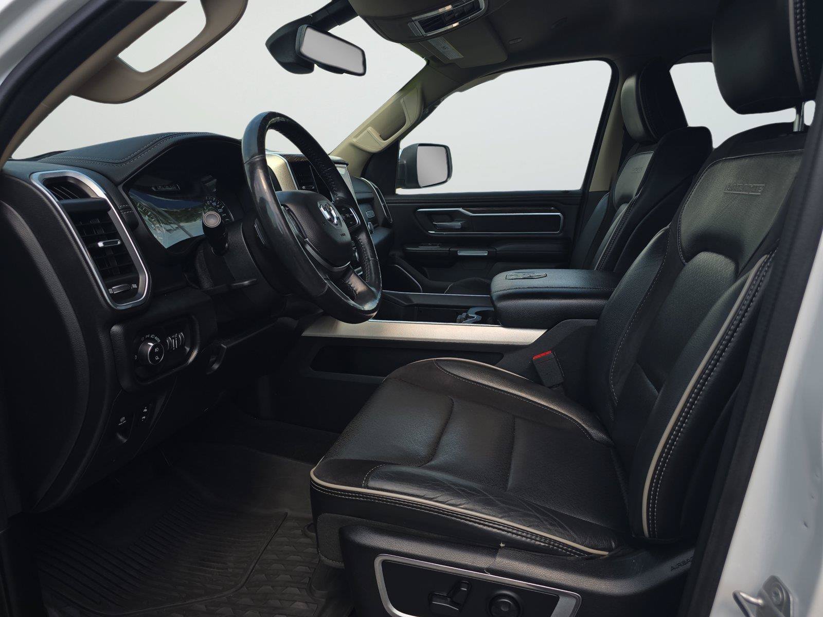 Used 2019 RAM 1500 Laramie AWD/4WD image 22