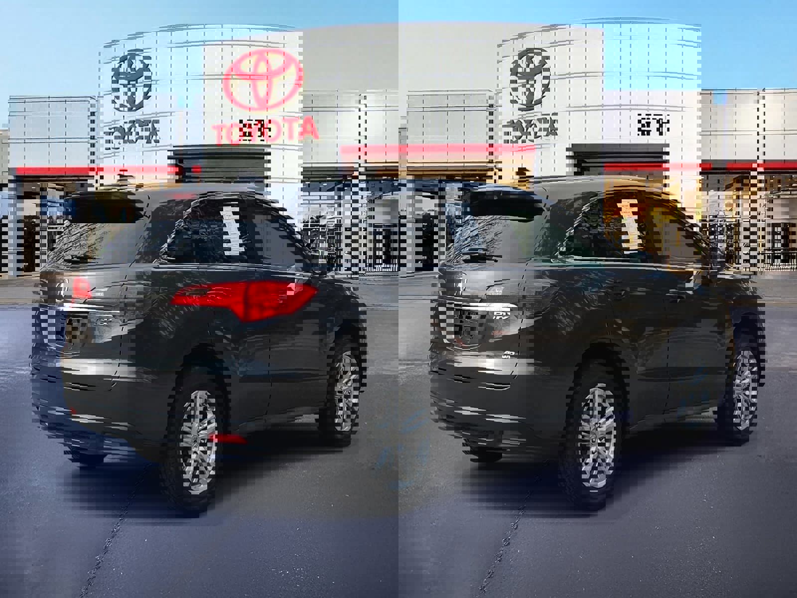 Used 2015 Acura RDX AWD w/ Technology Package image 5