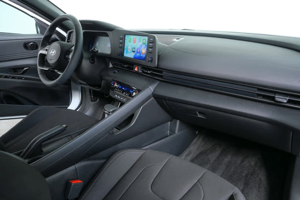 New 2026 Hyundai Elantra Sport image 17