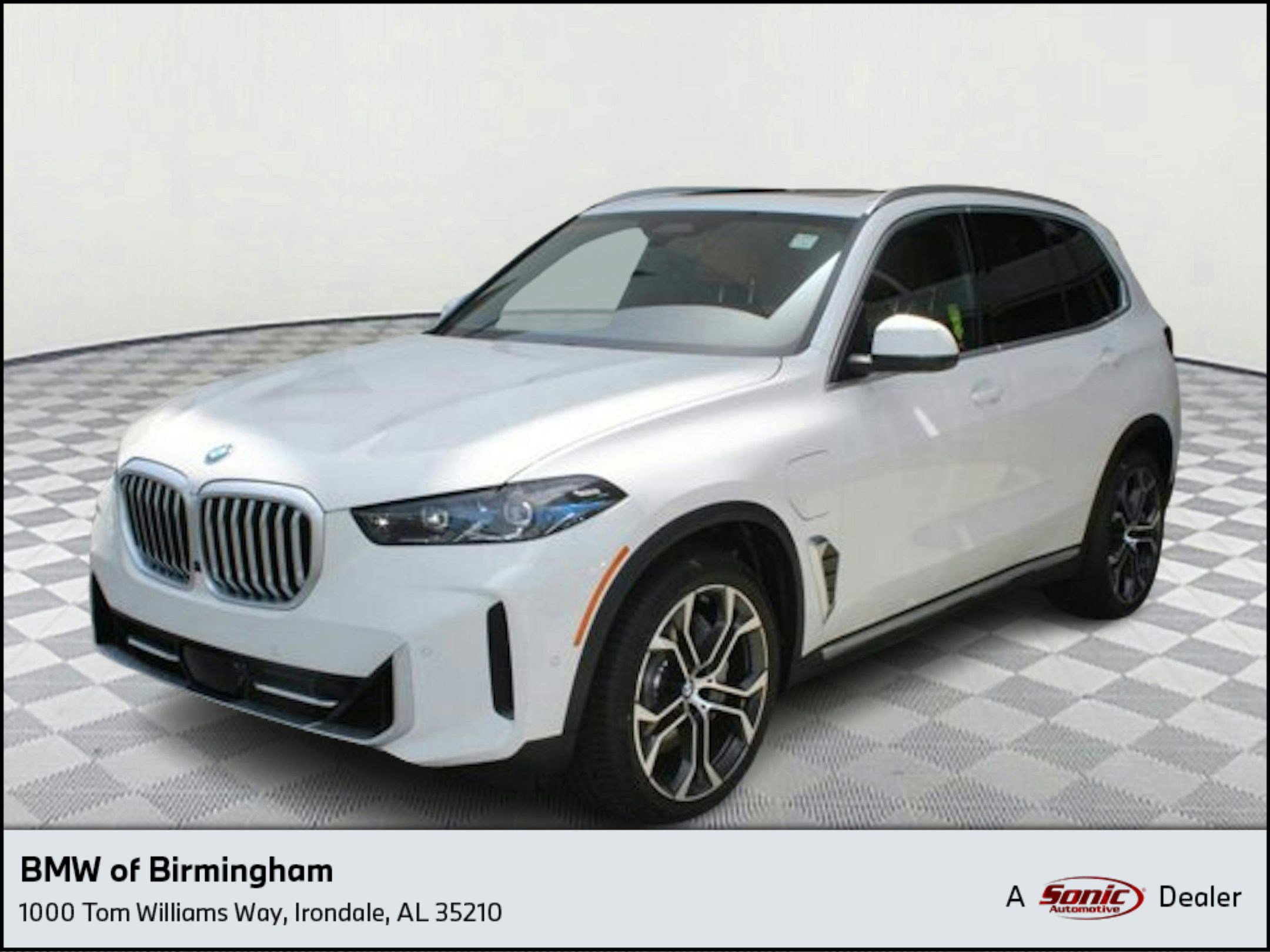 New 2026 BMW X5 xDrive50e w/ Executive Package