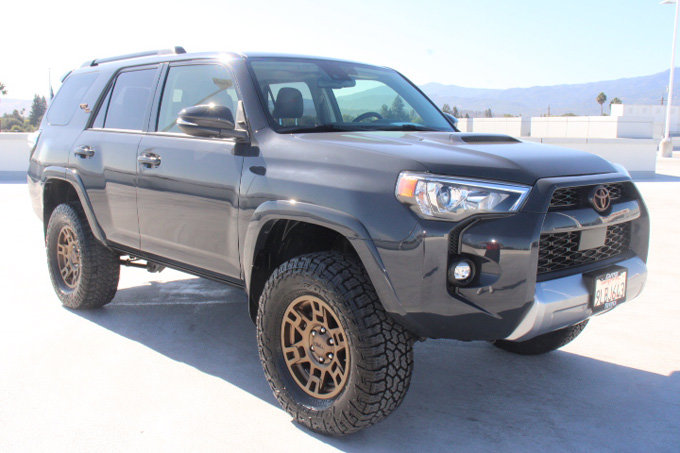 Used 2024 Toyota 4Runner TRD Off-Road Premium w/ Moonroof Package AWD/4WD image 2