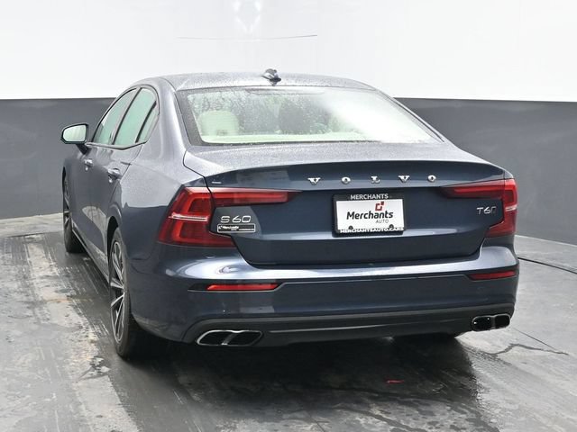 Used 2021 Volvo S60 T6 Momentum AWD/4WD image 5