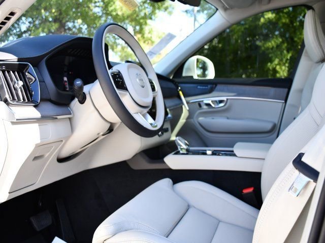 New 2026 Volvo XC90 B6 Ultra AWD/4WD image 14