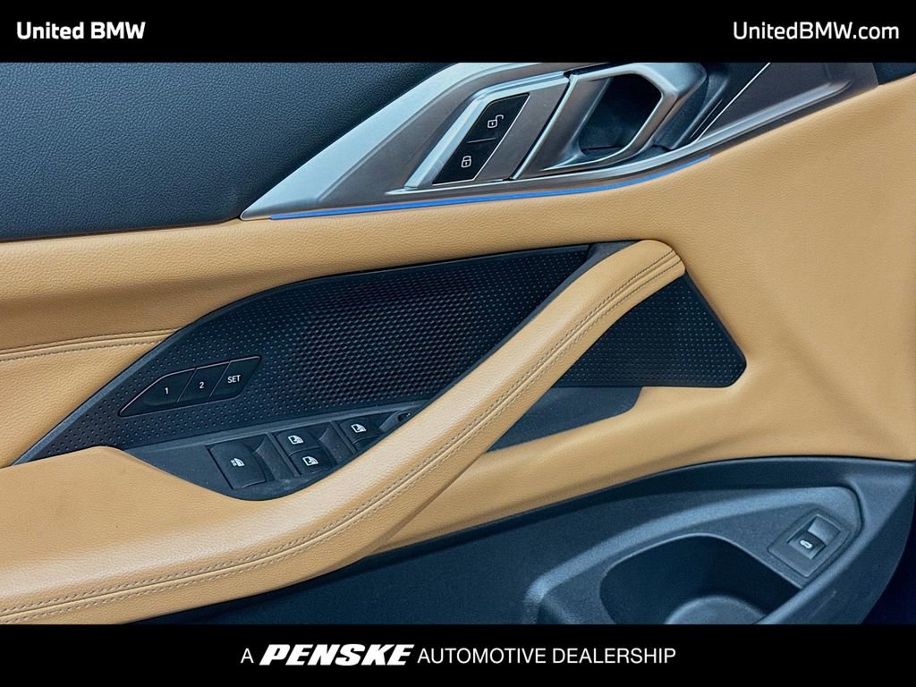 Used 2025 BMW 430i Convertible image 3