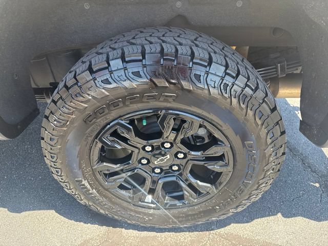 Used 2022 Chevrolet Silverado 1500 ZR2 AWD/4WD image 12