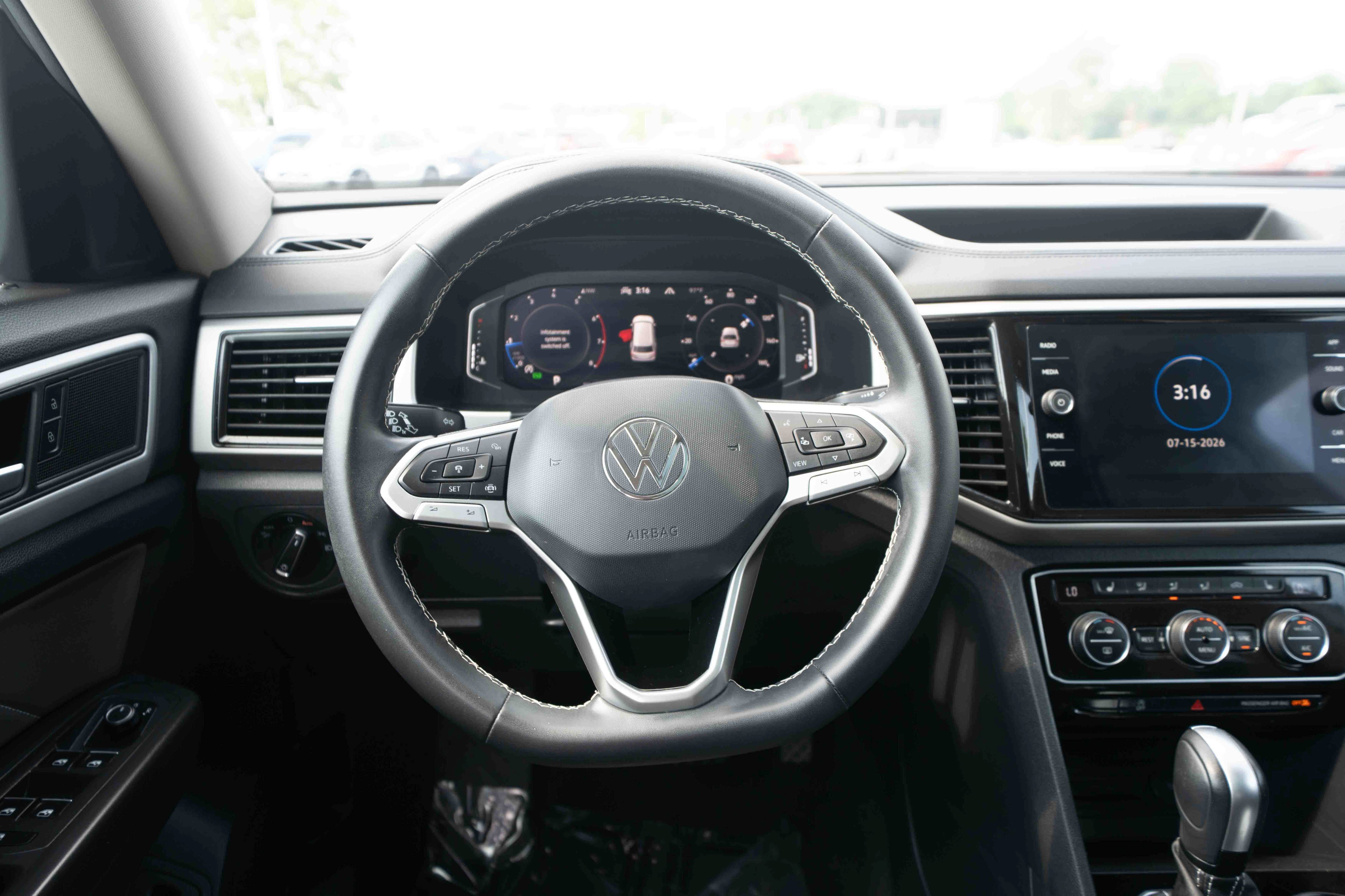 Used 2023 Volkswagen Atlas SE w/ Panoramic Sunroof Package AWD/4WD image 21