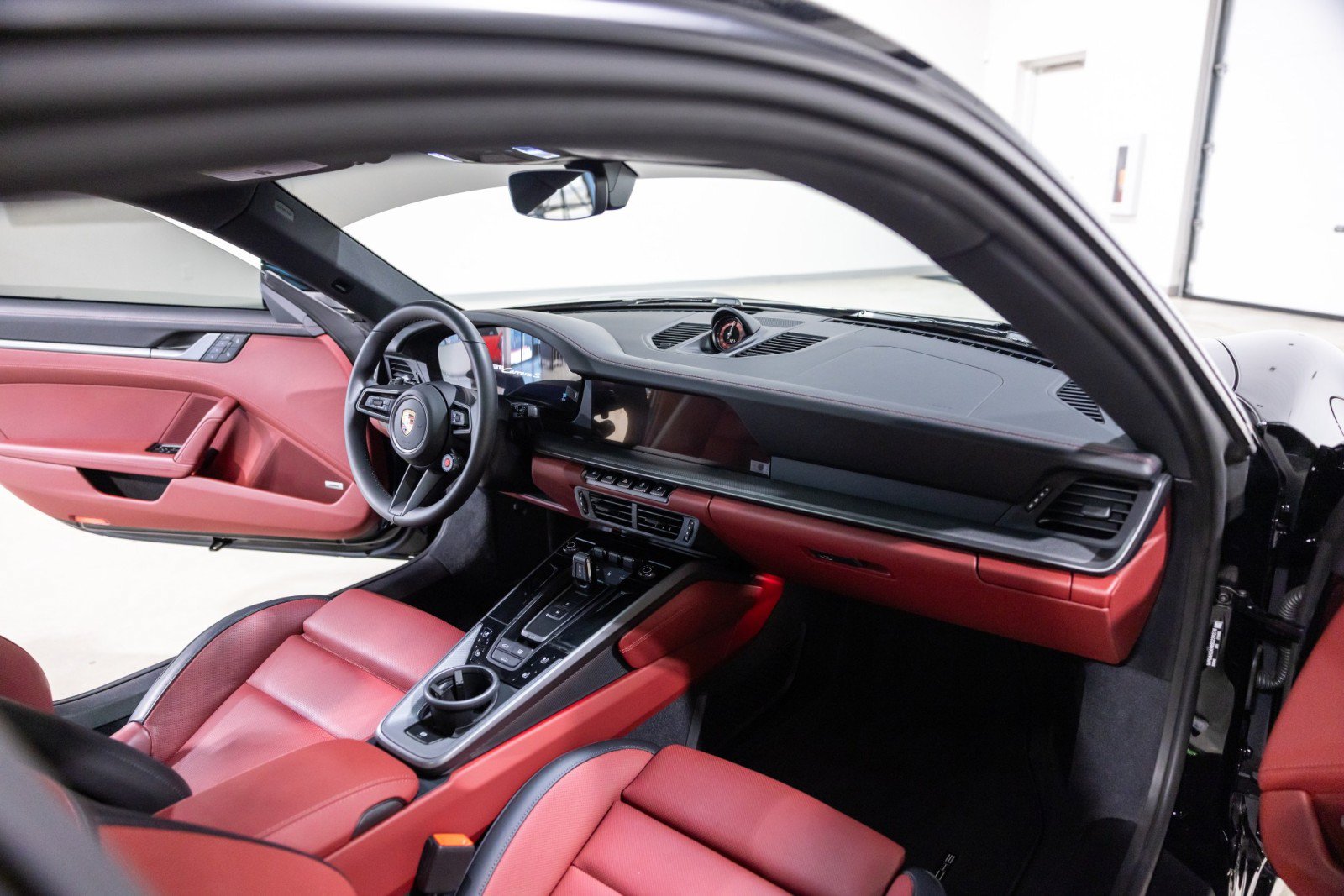Used 2025 Porsche 911 Carrera S RWD image 36