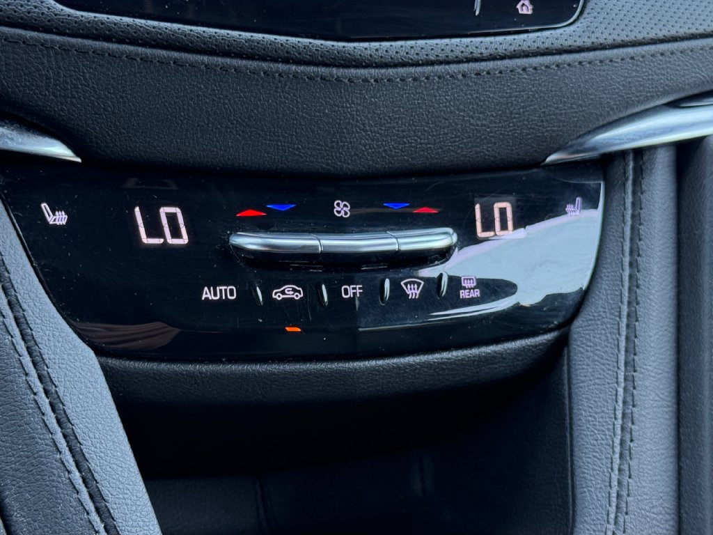 Used 2023 Cadillac XT5 Premium Luxury AWD/4WD image 18
