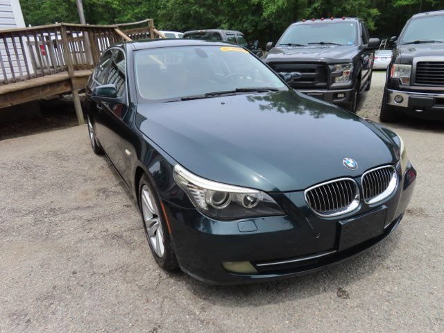 Used 2010 BMW 528i Sedan RWD image 4