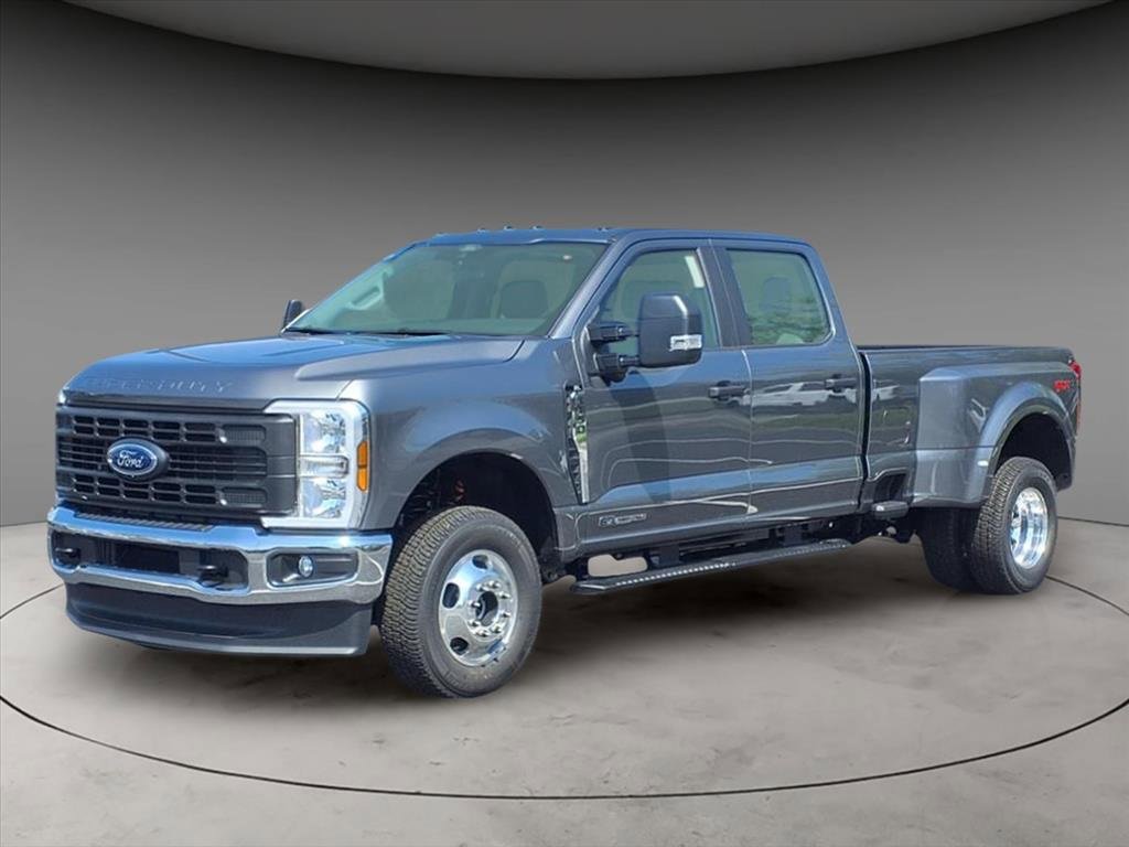 New 2025 Ford F350 XL