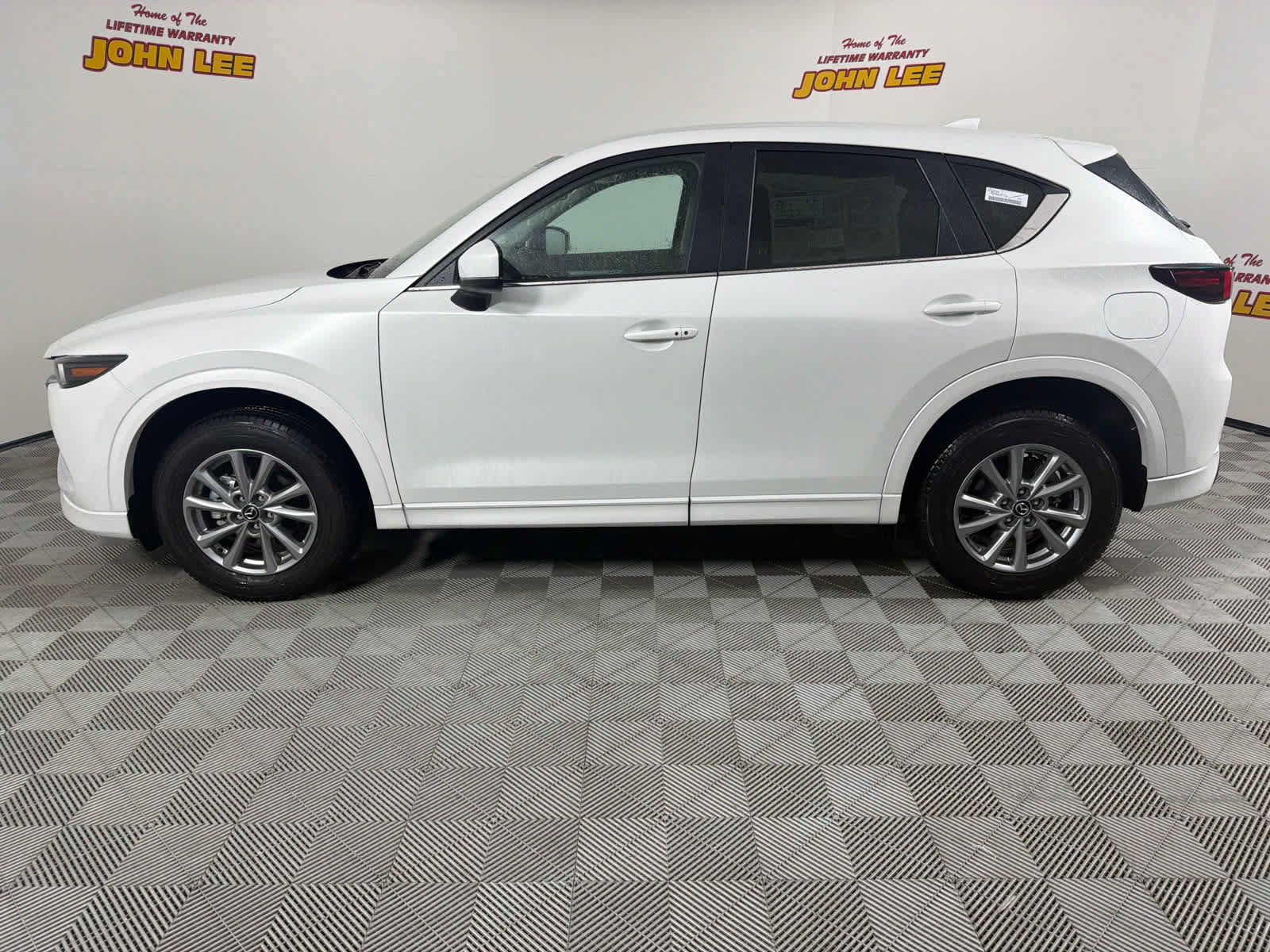 Certified 2025 MAZDA CX-5 AWD 2.5 S image 2