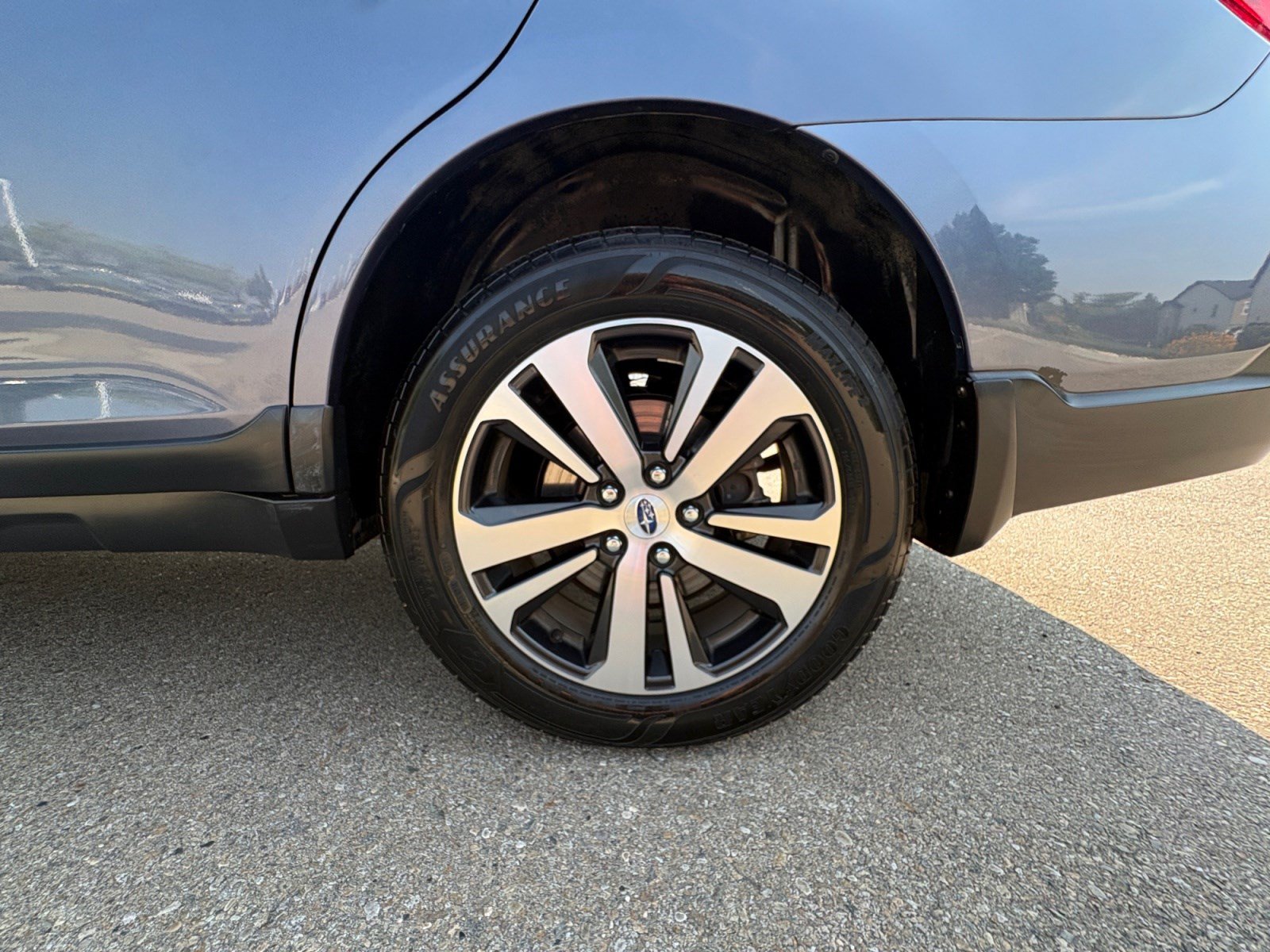 Used 2018 Subaru Outback 3.6R Limited AWD/4WD image 26