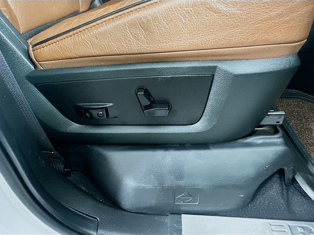 Used 2018 RAM 2500 Longhorn image 24