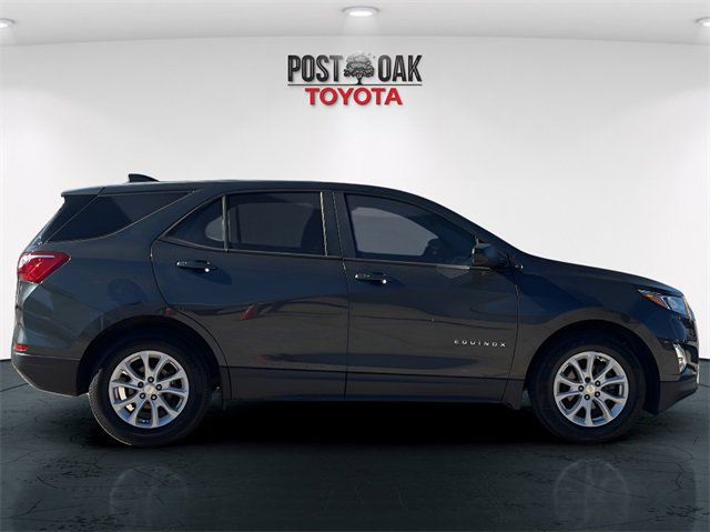 Used 2020 Chevrolet Equinox LS w/ LS Convenience Package image 8