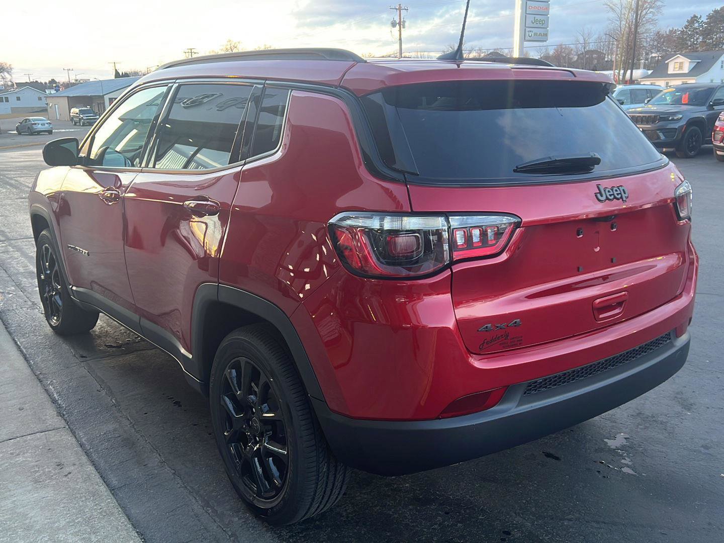 New 2026 Jeep Compass Latitude image 21