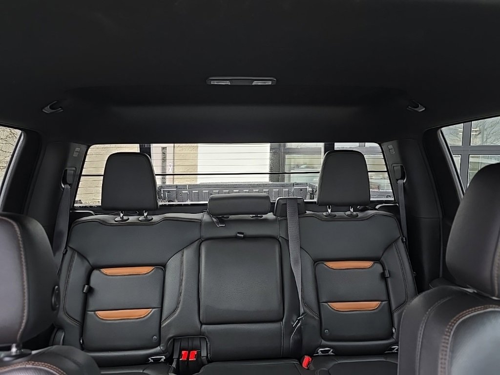 Used 2022 GMC Sierra 1500 AT4 image 10